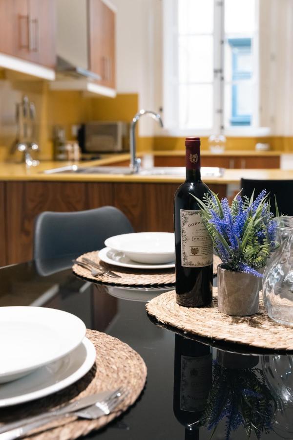 Modern Central 2Br Flat In Valletta By Arcobnb Bagian luar foto