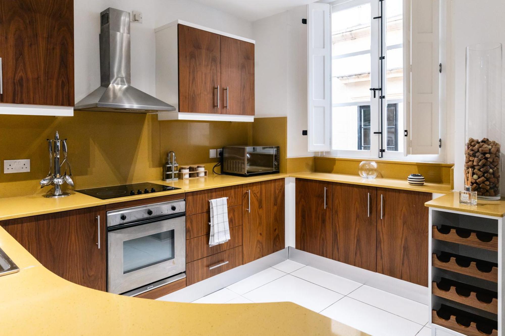 Modern Central 2Br Flat In Valletta By Arcobnb Bagian luar foto